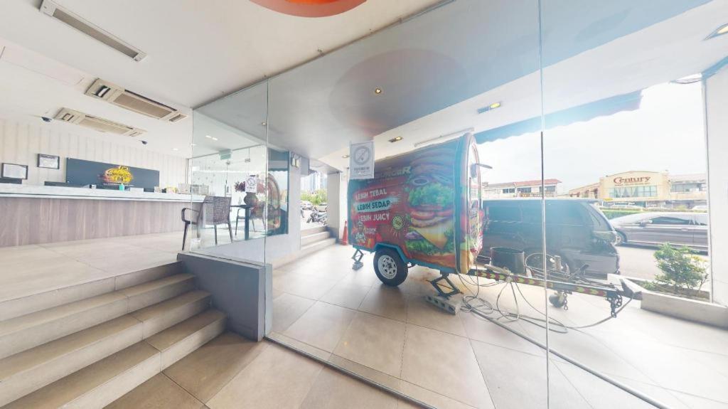 Hotel Zamburger Bliss Johor Bahru Extérieur photo