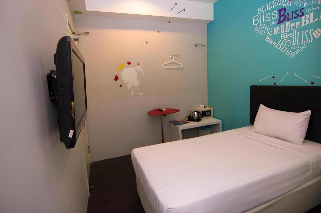 Hotel Zamburger Bliss Johor Bahru Extérieur photo