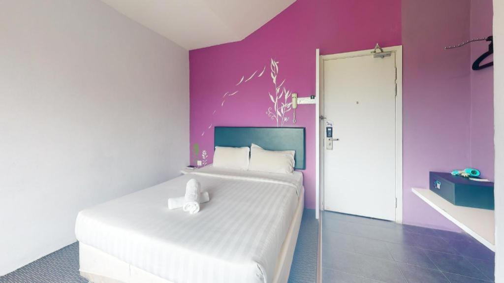 Hotel Zamburger Bliss Johor Bahru Extérieur photo