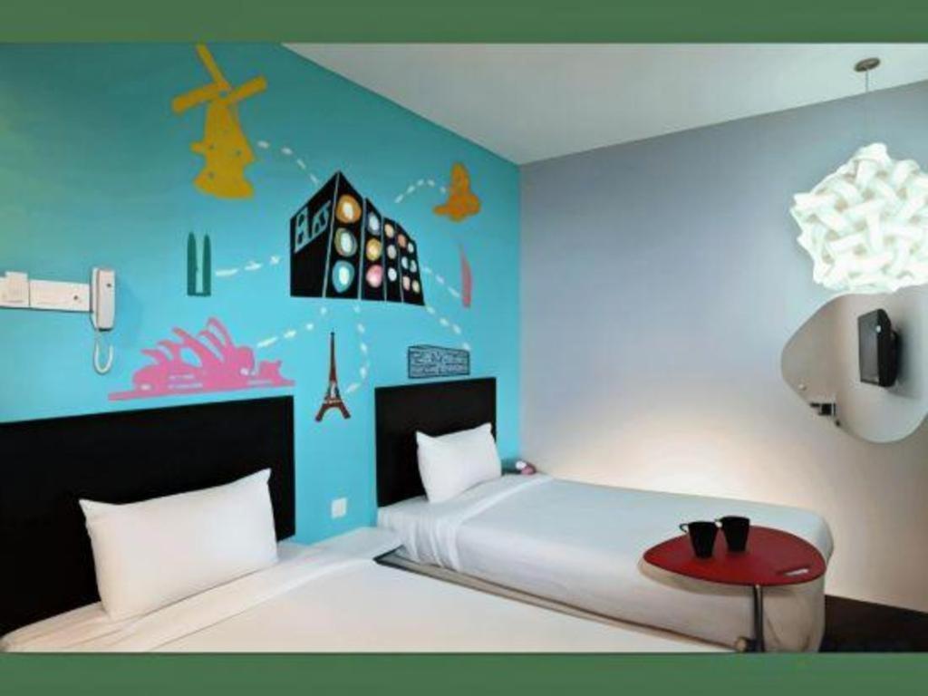 Hotel Zamburger Bliss Johor Bahru Extérieur photo
